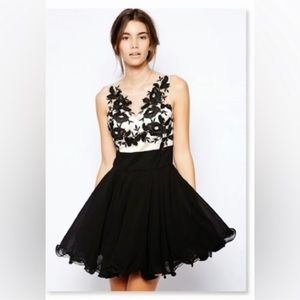 Chi chi London cocktail/prom dress size 12